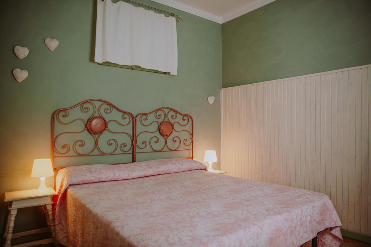 מנרבה דל גארדה Villa Schindler מראה חיצוני תמונה
